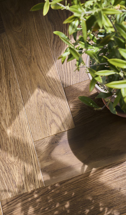 Sådan skaber du et perfekt fundament med trægulv og vinylfliser