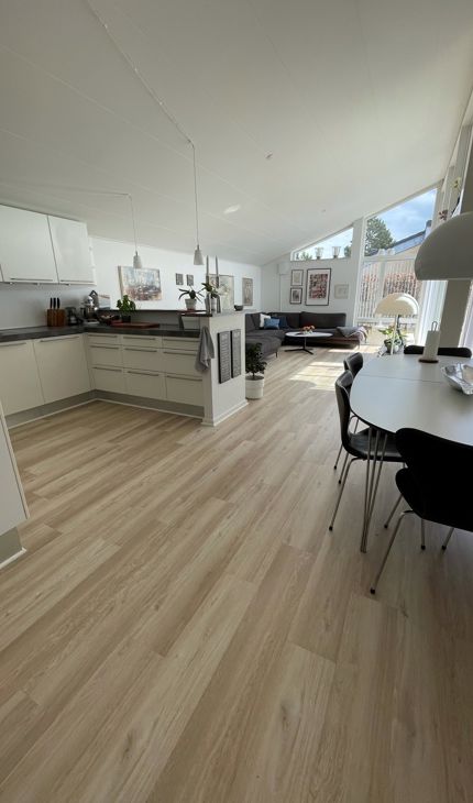 Radiovært Mai-Britt Vingsøe vælger korkgulv fra Timberman